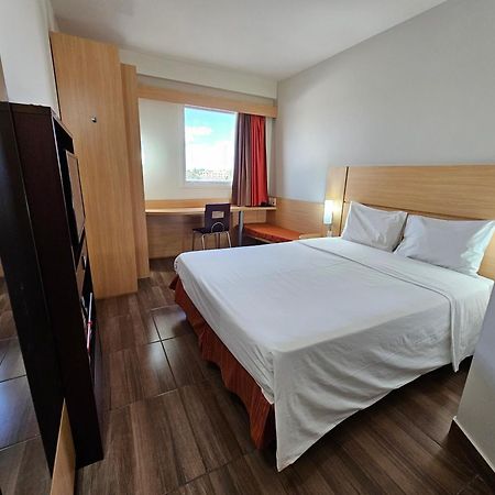 Отель Ibis Мосоро Экстерьер фото