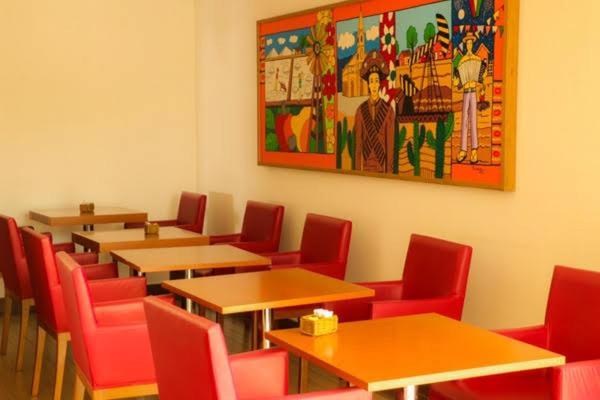 Отель Ibis Мосоро Экстерьер фото
