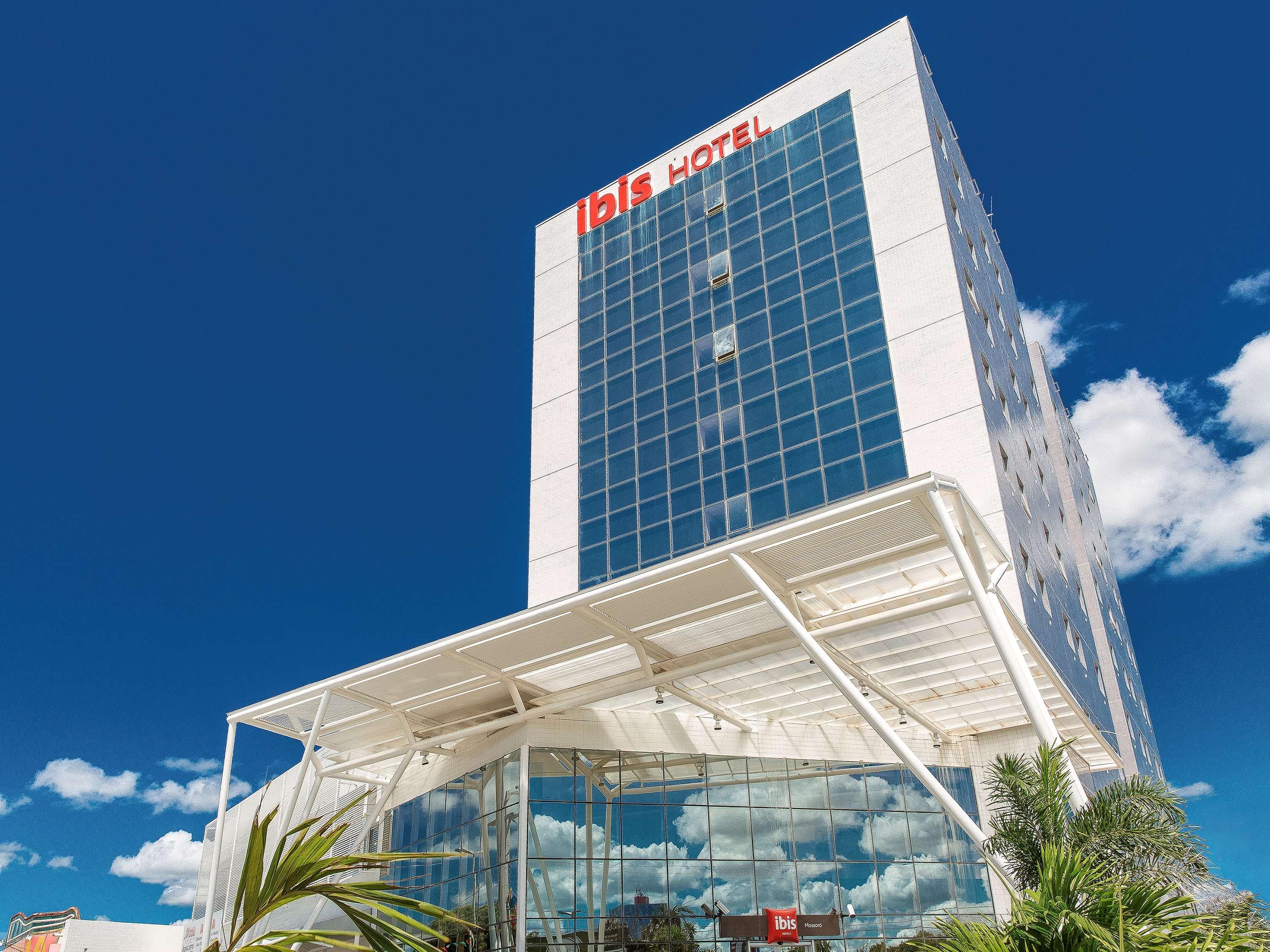 Отель Ibis Мосоро Экстерьер фото