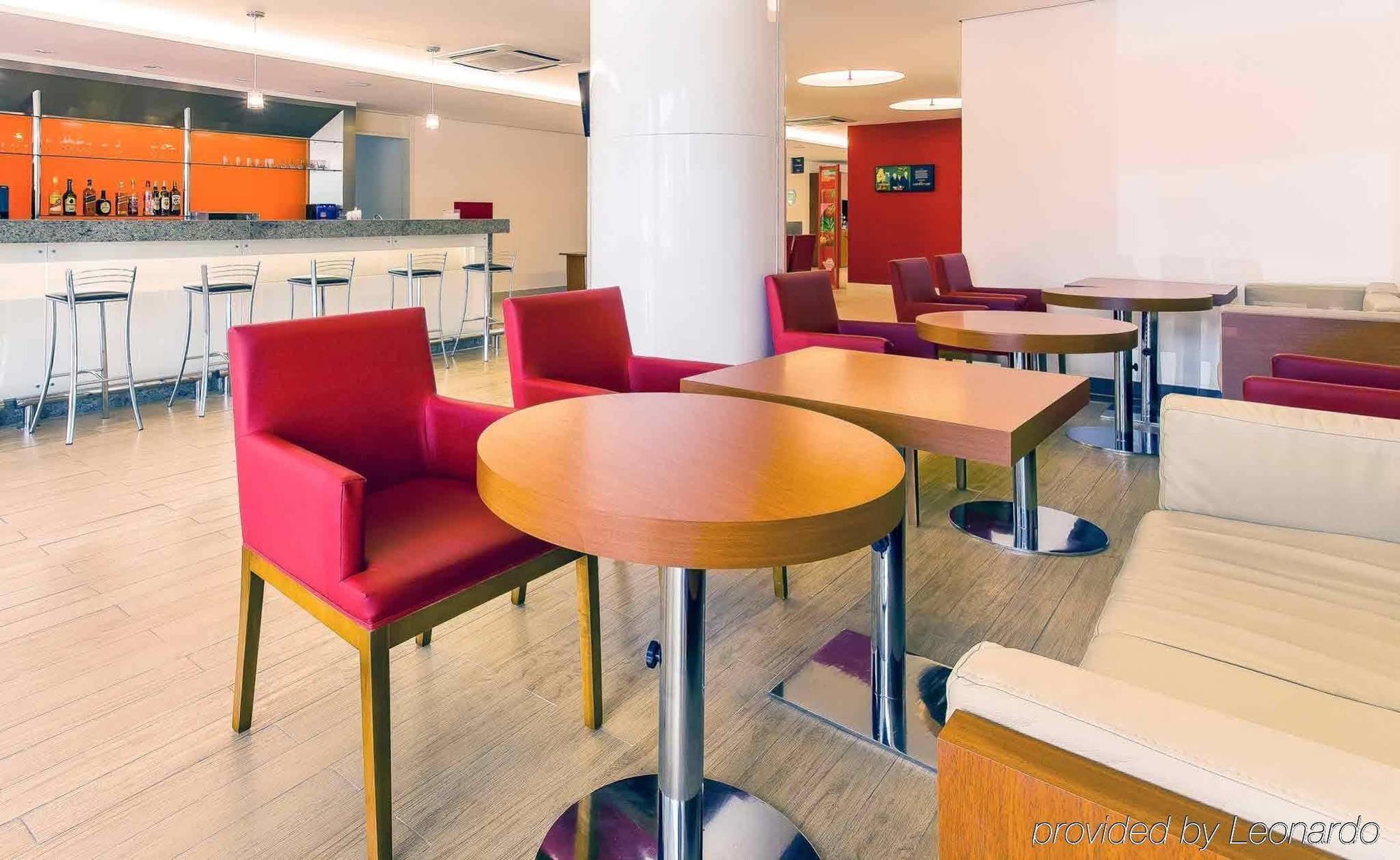 Отель Ibis Мосоро Экстерьер фото